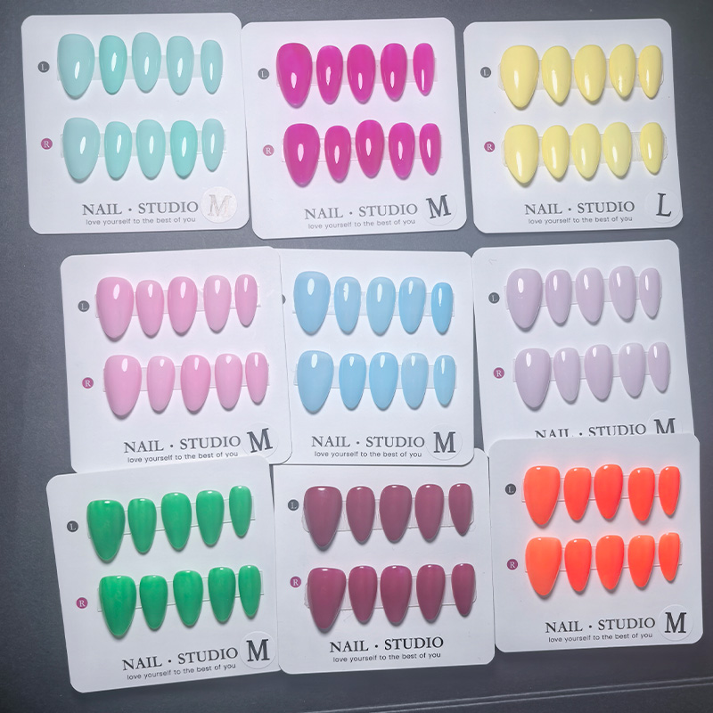 Nail Art Yellow - 10 stuks Amandelvormige opzetnagels Handgemaakt Felle
