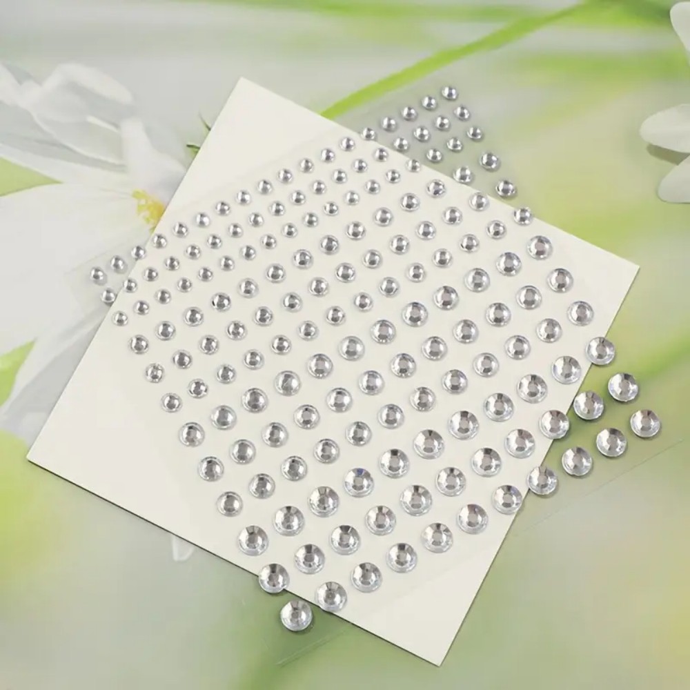165 stuks zelfklevende strasss - Rhinestone Nail Gem recensie en prijs