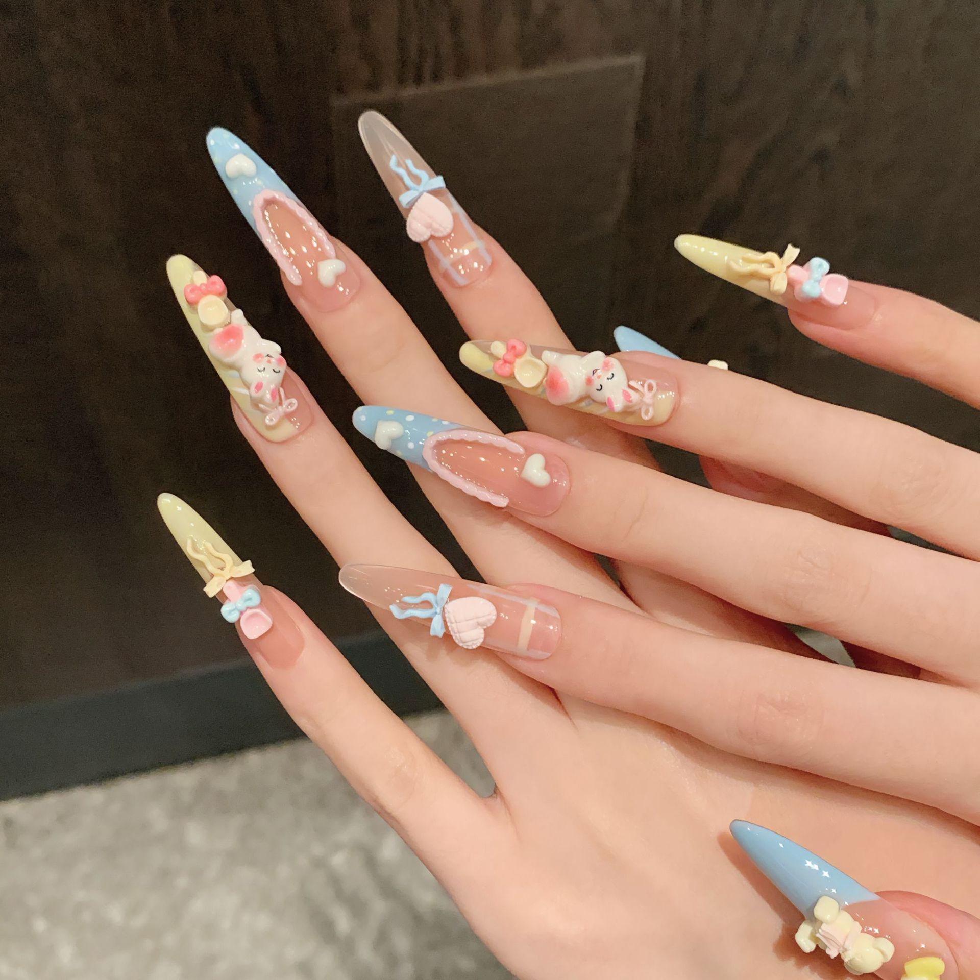 10 stuks schattige beer konijn - Nail Art Yellow recensie en prijs